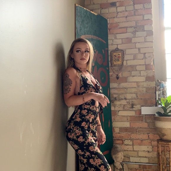 Billabong Pants - Billabong Flower Print Romper🌙